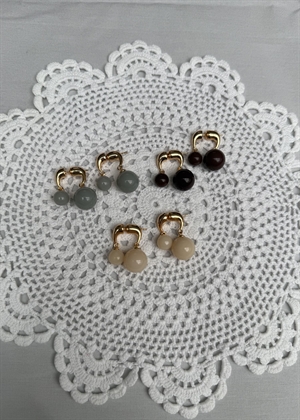 Cassio studs Forgyldt/Vanilla Pico 